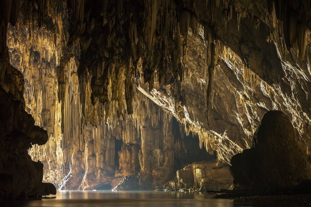 ¿Cómo se formaron las cuevas más fascinantes del mundo?
