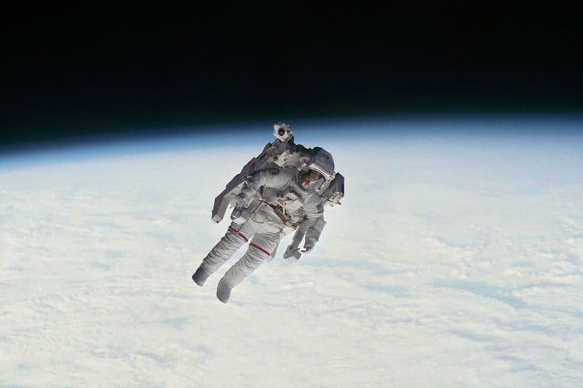 Exosfera y astronautas los desafíos de vivir y trabajar en el espacio exterior