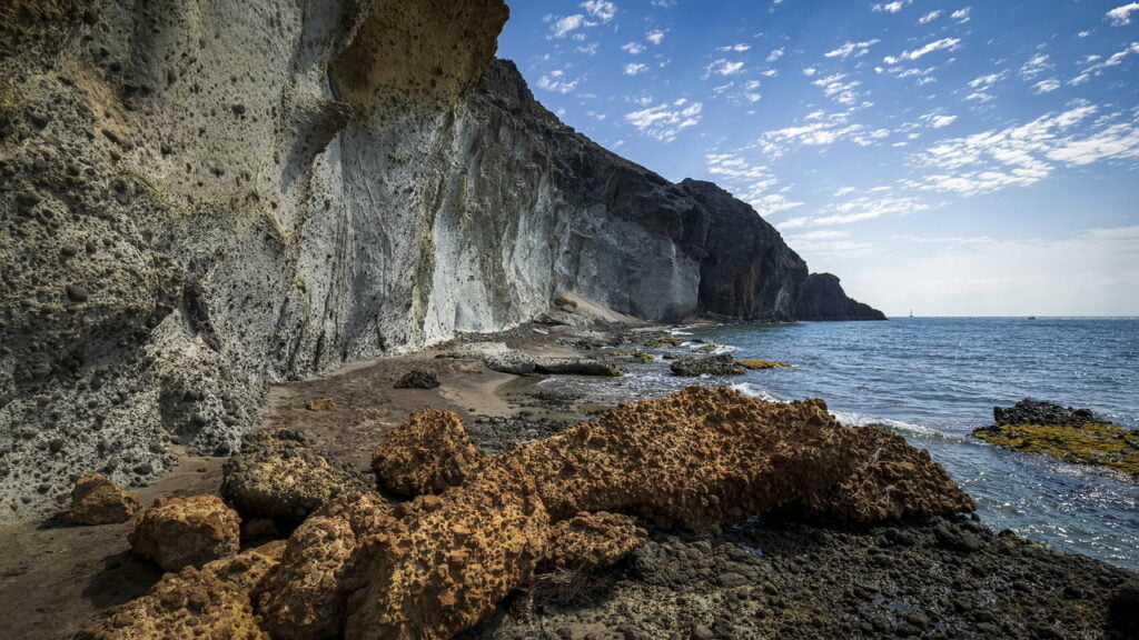 Parque Natural Cabo de Gata: Una Joya Costera