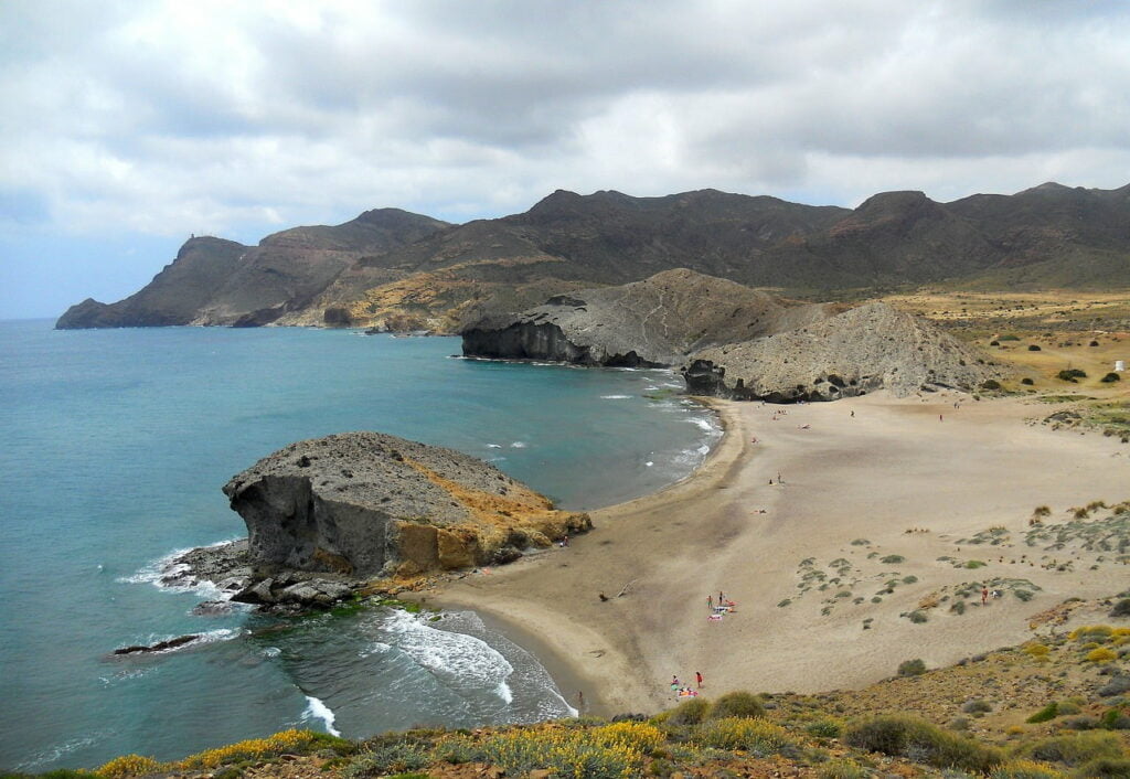 Playas remotas de la costa de Almería